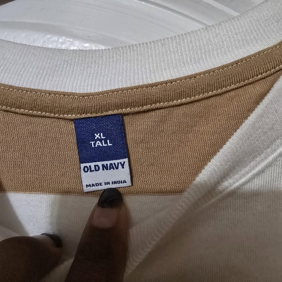 Old Navy Women's Striped Tan & White Casual Crewneck Tee Shirt Size XL - Picture 2 of 6